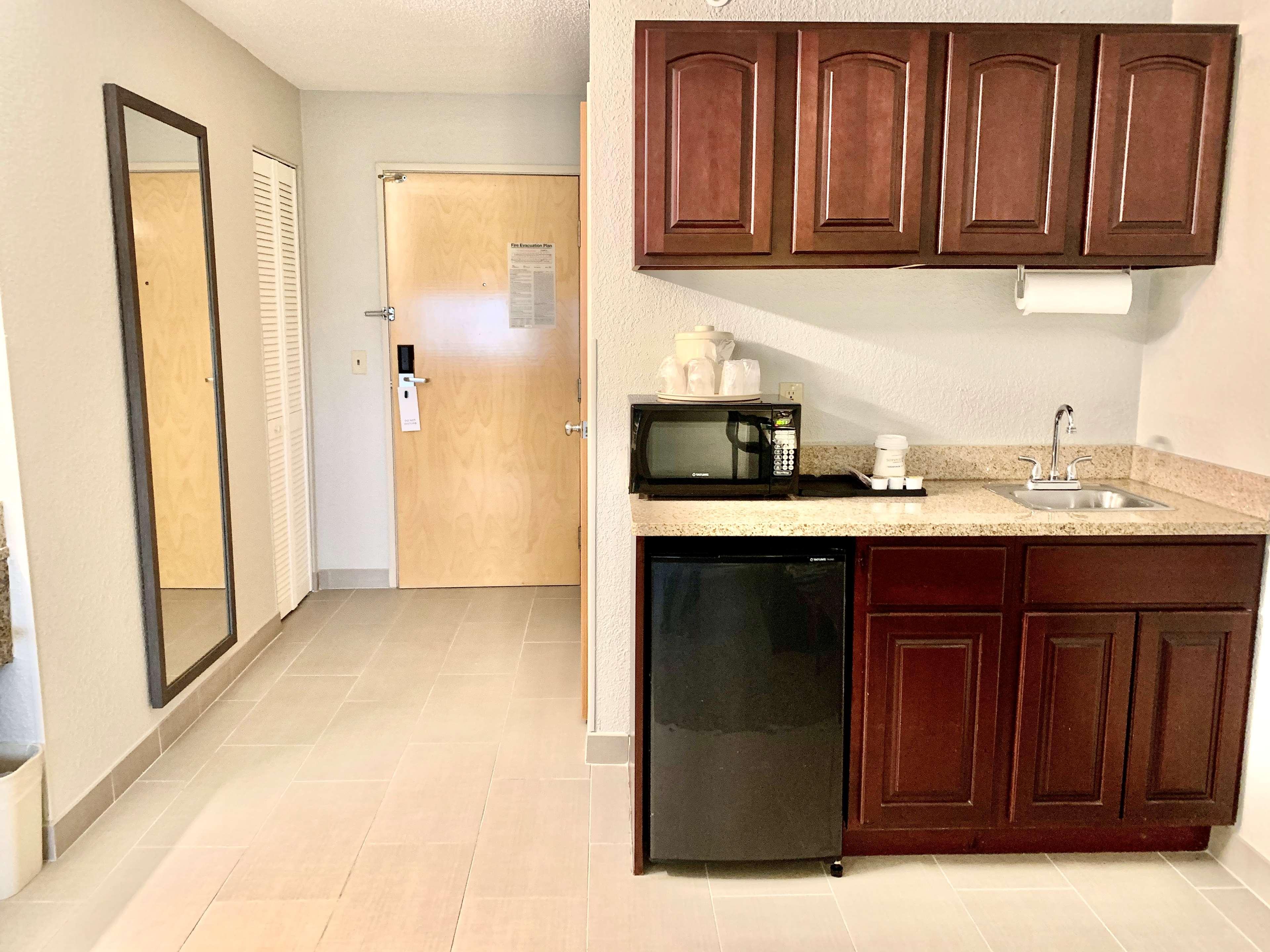 Best Western Oswego Hotel Экстерьер фото